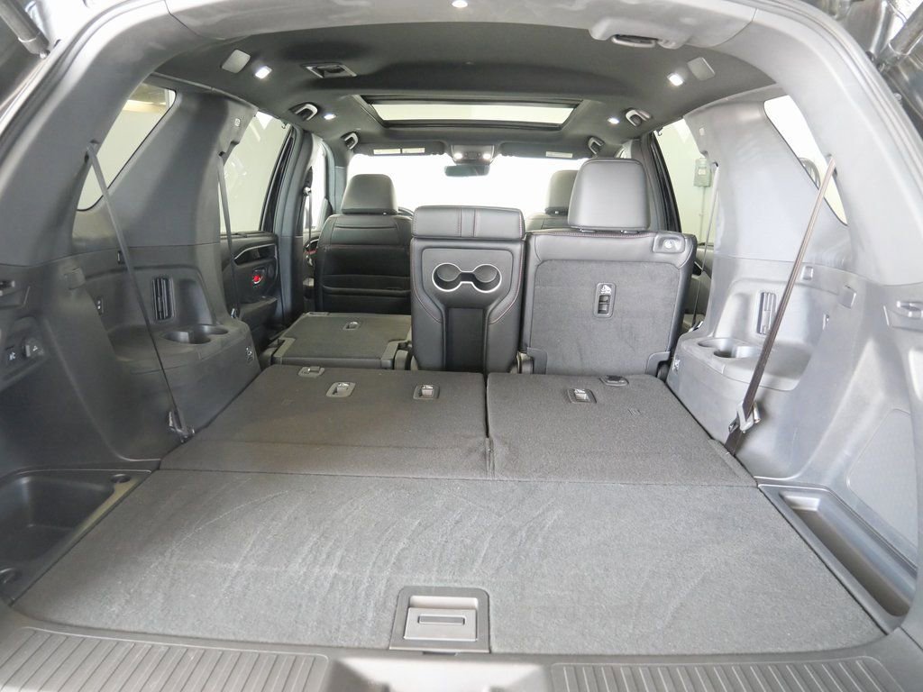 Used 2025 Honda Pilot Black Edition image 27