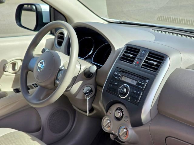 Used 2012 Nissan Versa SV image 17