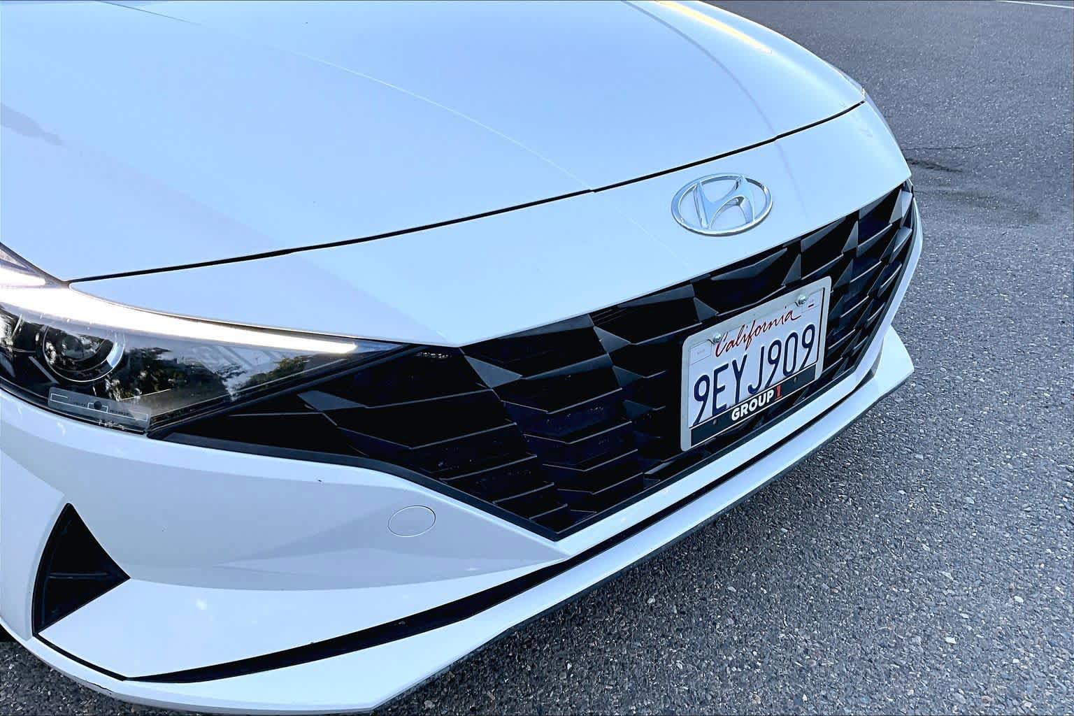 Used 2023 Hyundai Elantra Blue FWD image 29