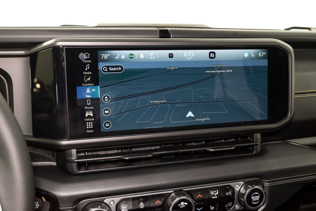 Used 2024 Jeep Wrangler Sahara w/ Technology Group AWD/4WD image 16