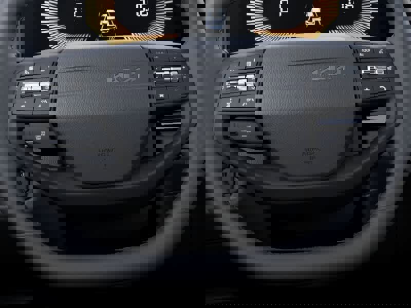 New 2026 Kia Sportage EX image 22