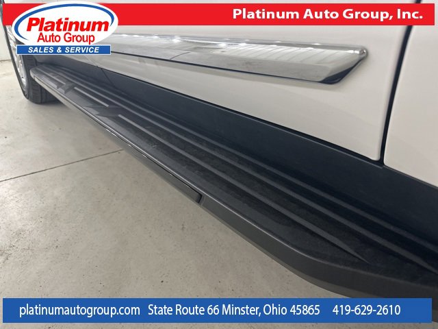 Used 2023 GMC Yukon XL SLT image 57