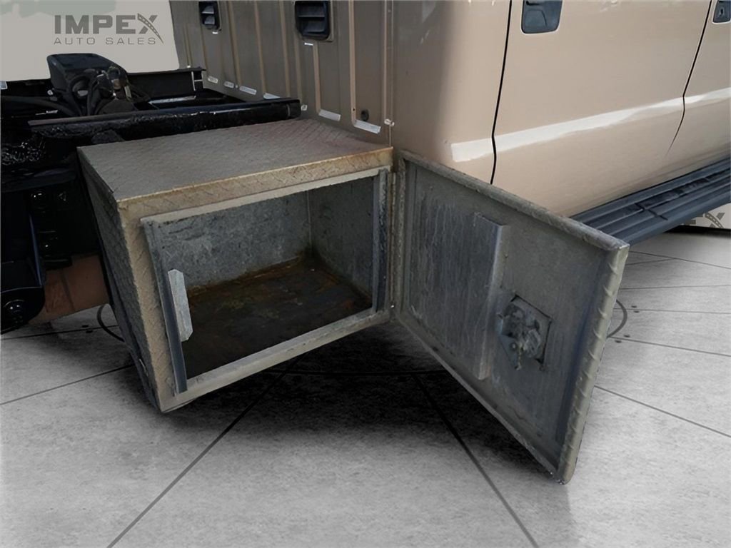 Used 2013 Ford F450 XL w/ Snow Plow Prep Pkg image 28