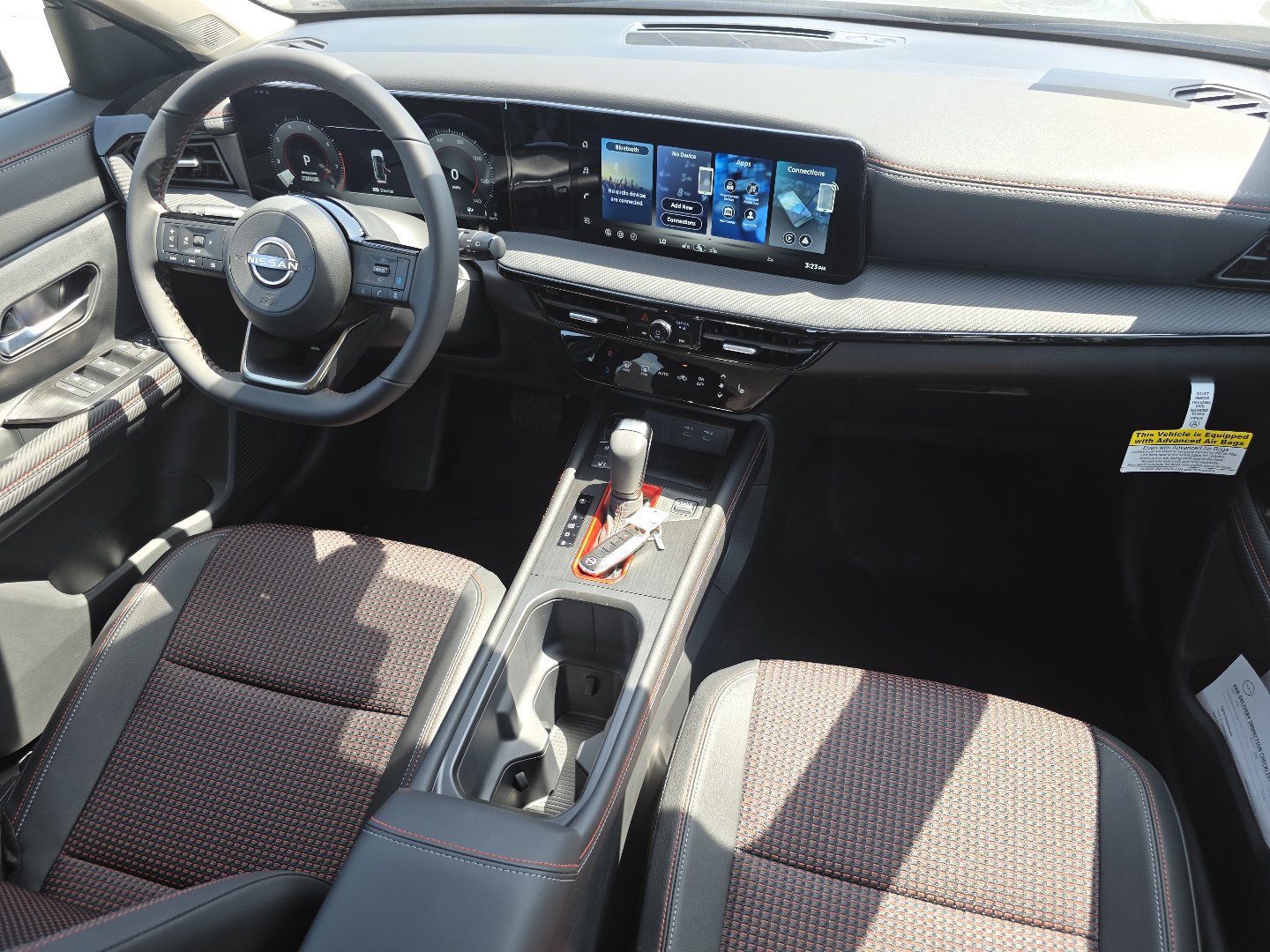 New 2026 Nissan Kicks SR w/ Cold Weather Package AWD/4WD image 25