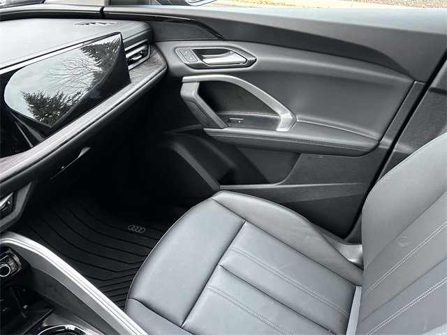 Certified 2025 Audi Q5 Premium w/ 19" Wheel Package image 34