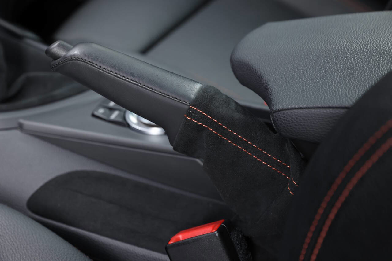 Used 2011 BMW 1 Series M image 60