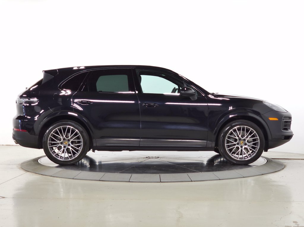 Used 2022 Porsche Cayenne S AWD/4WD image 11