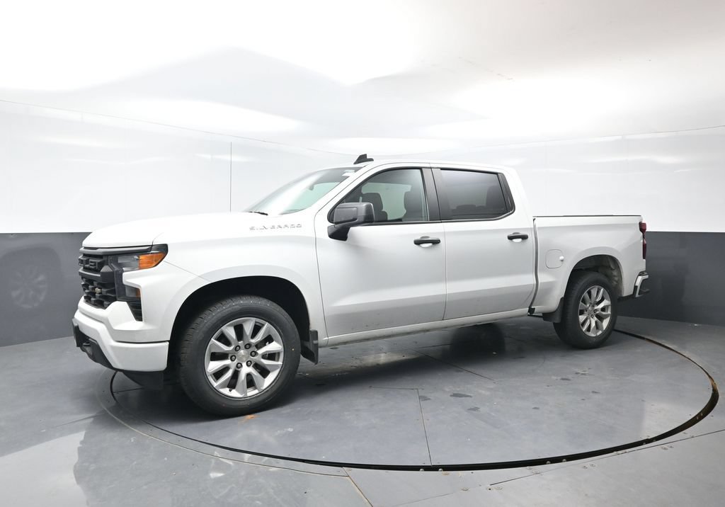 Used 2023 Chevrolet Silverado 1500 Custom AWD/4WD image 5