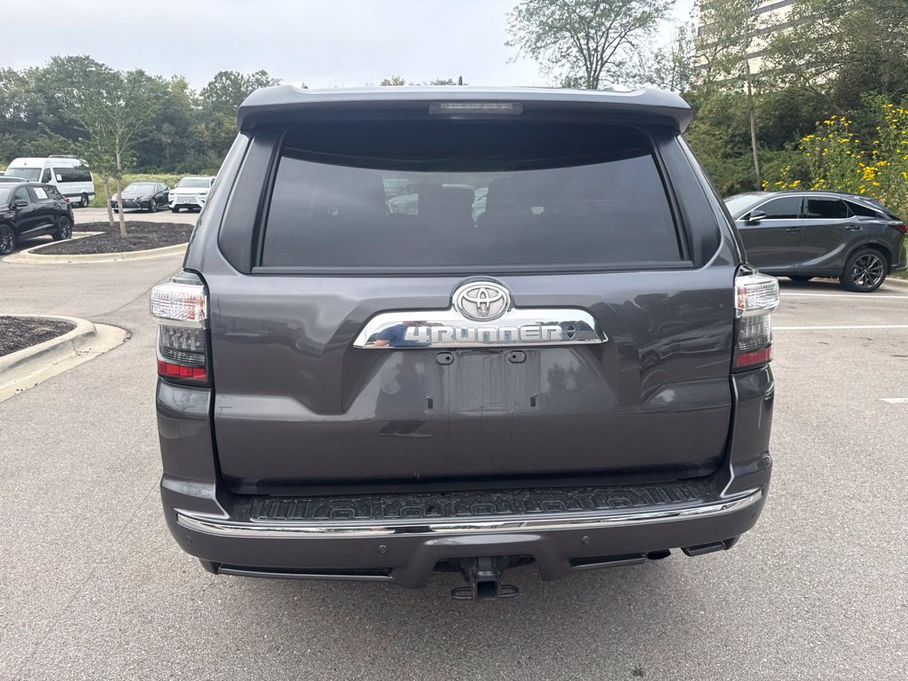 Used 2018 Toyota 4Runner Limited AWD/4WD image 5