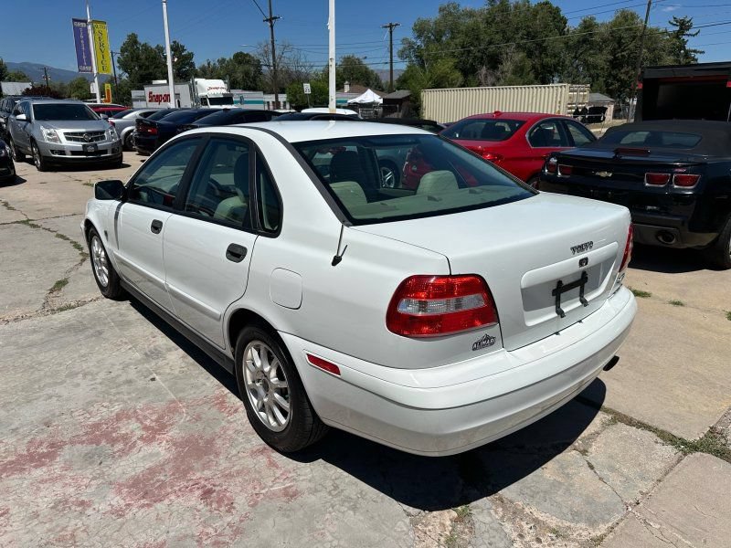 Used 2004 Volvo S40 FWD image 5