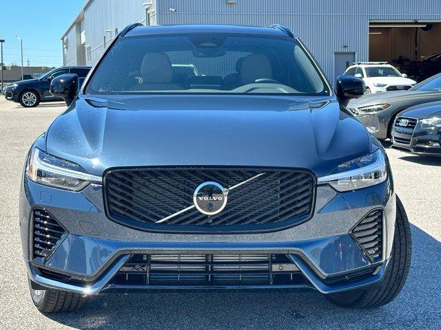 New 2026 Volvo XC60 T8 Plus w/ Protection Package Premier AWD/4WD image 2