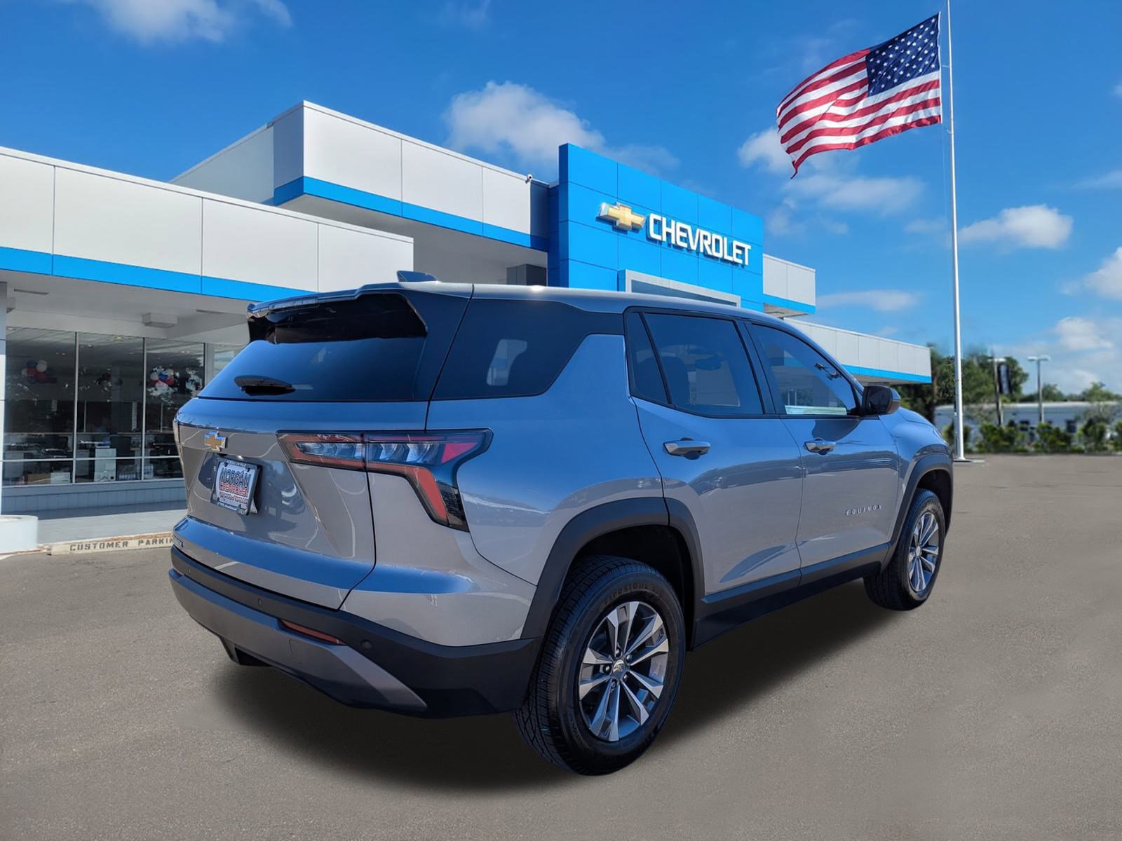 Used 2026 Chevrolet Equinox LT image 4