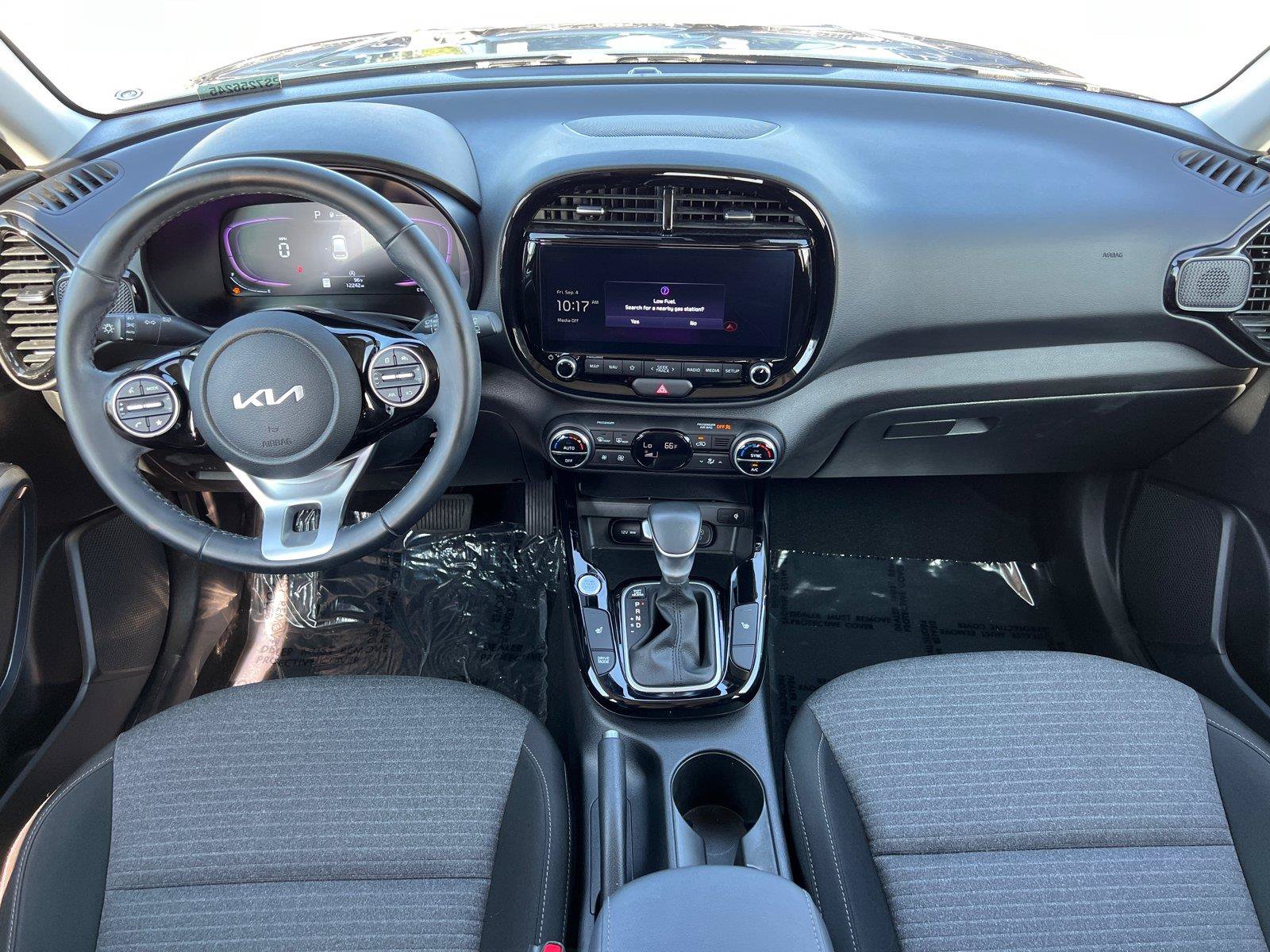Used 2025 Kia Soul EX FWD image 22