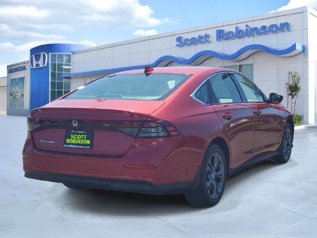 Certified 2023 Honda Accord EX image 4