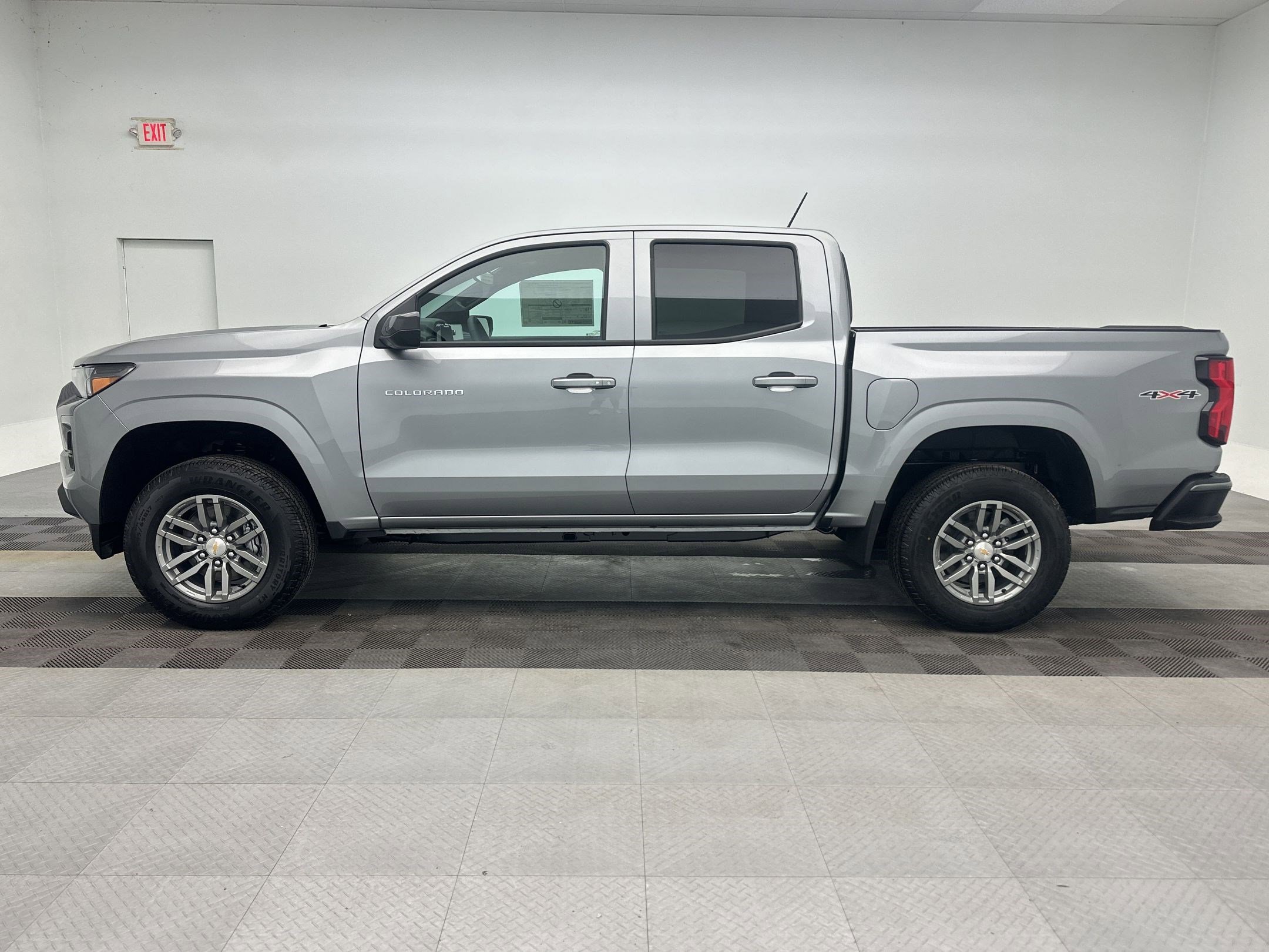 New 2026 Chevrolet Colorado LT w/ Advanced Trailering Package image 2