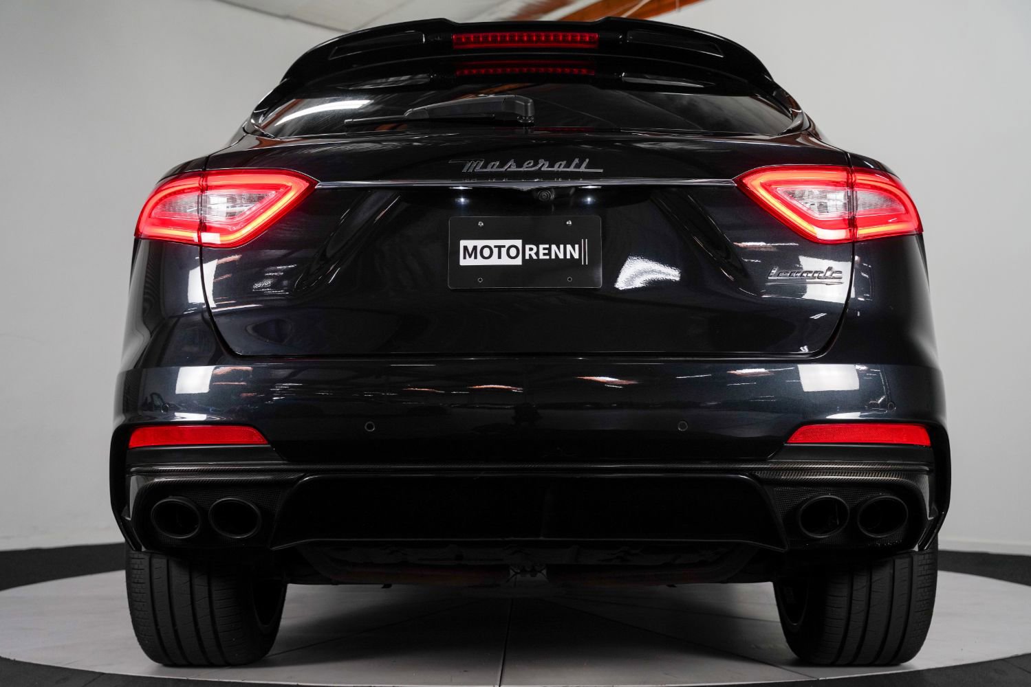 Used 2019 Maserati Levante Trofeo image 25