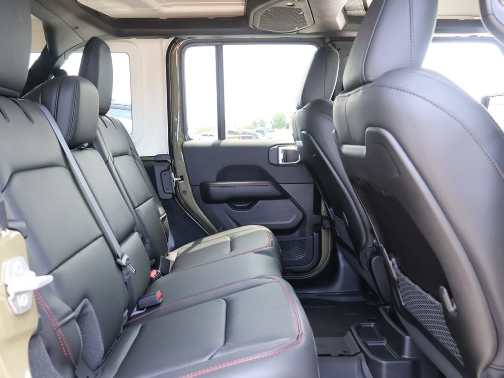 New 2026 Jeep Wrangler Unlimited Rubicon w/ Xtreme 35 Tire Package AWD/4WD image 12