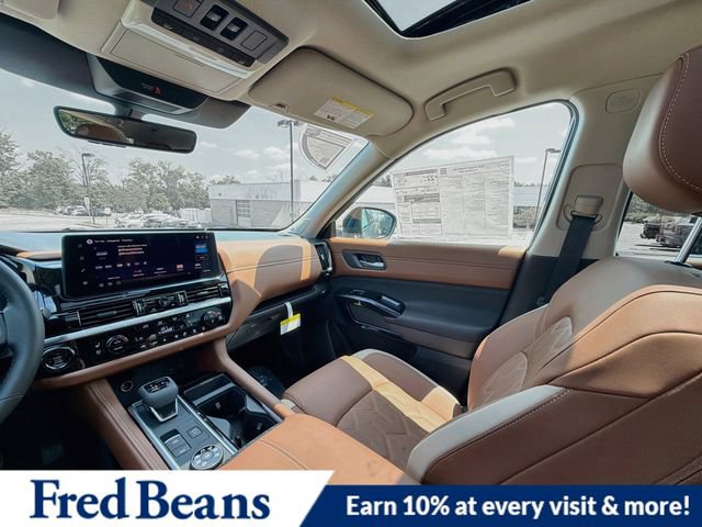 New 2026 Nissan Pathfinder Platinum w/ Cargo Package AWD/4WD image 18