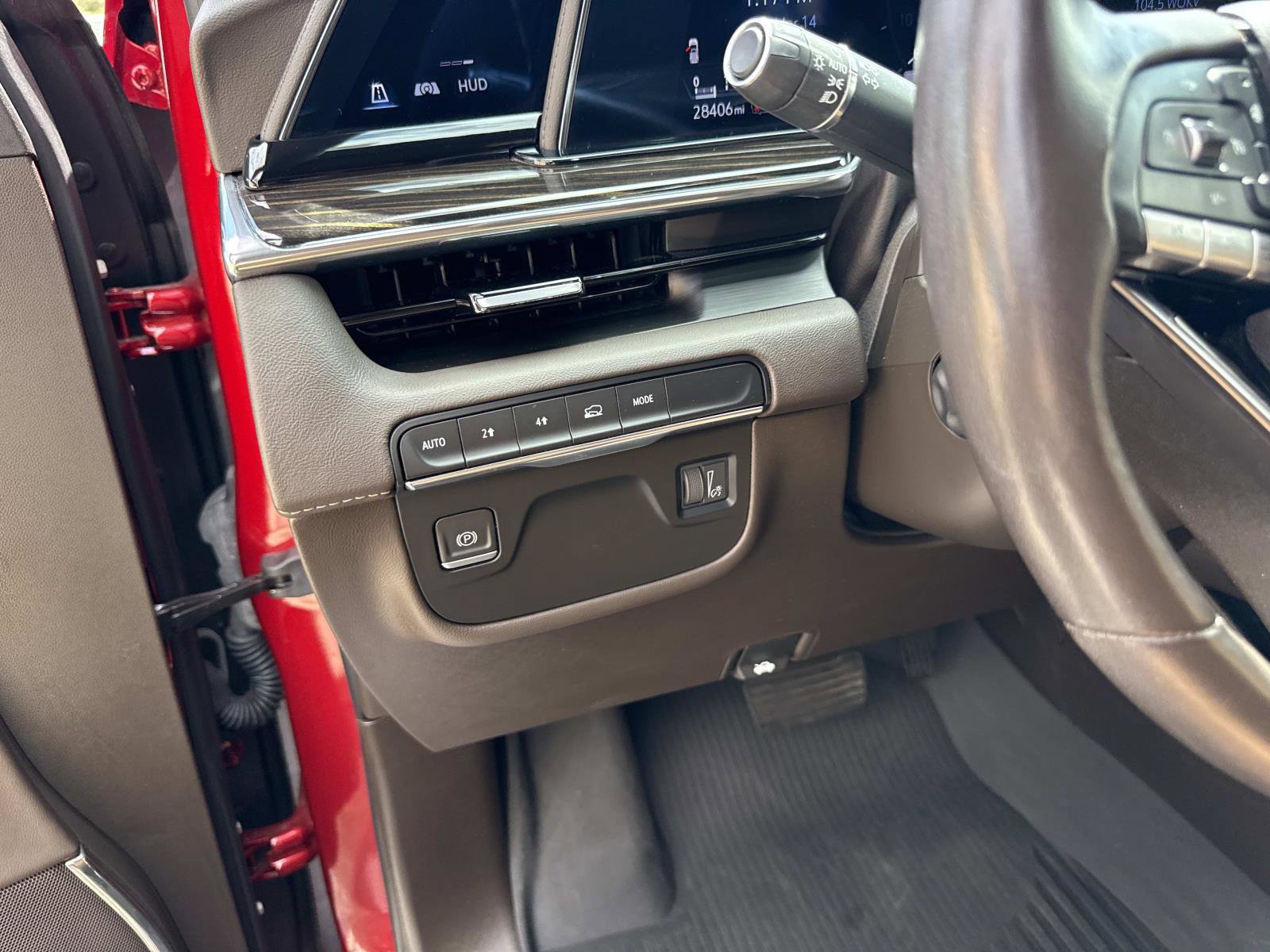 Certified 2023 Cadillac Escalade Premium Luxury image 30