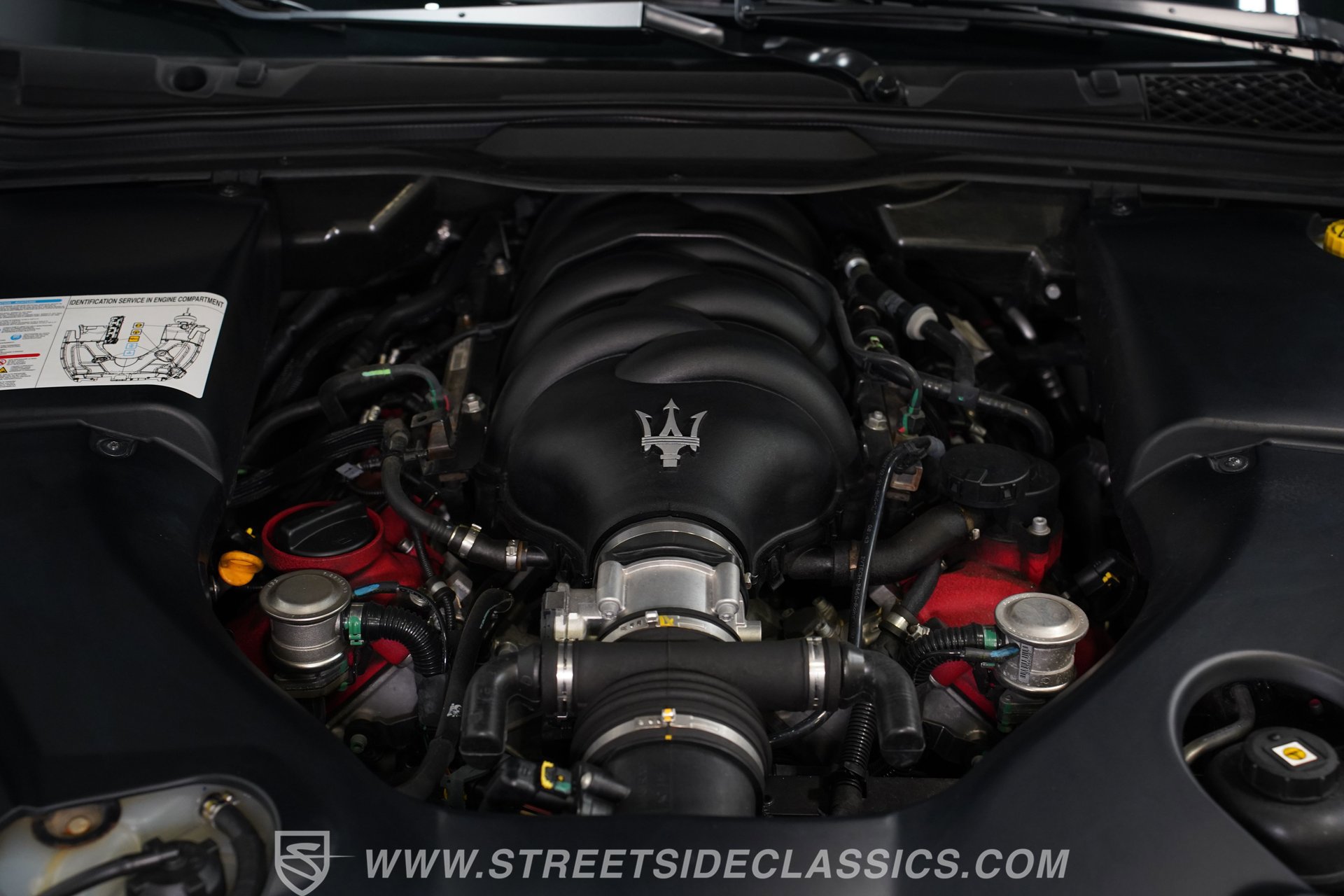 Used 2015 Maserati GranTurismo MC Centennial image 33