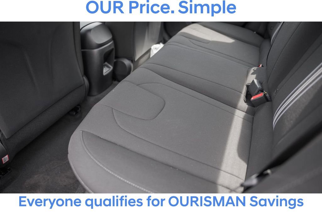 New 2025 Hyundai Elantra Sport image 29