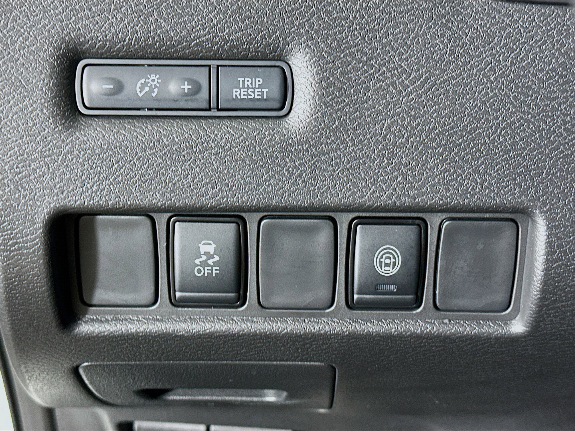 Used 2023 Nissan Murano SV w/ SV Midnight Edition Package image 17