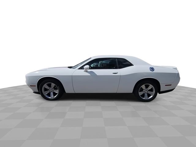 Used 2021 Dodge Challenger SXT w/ Driver Convenience Group image 5