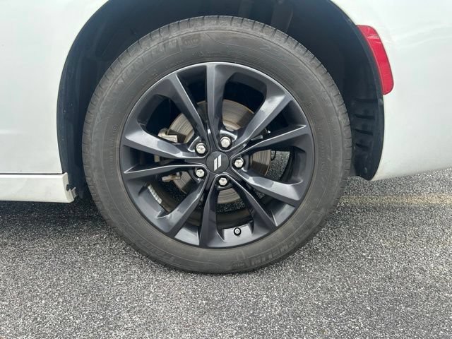 Used 2023 Dodge Charger SXT w/ Blacktop Package AWD/4WD image 6