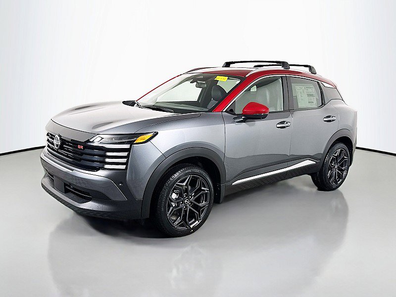New 2026 Nissan Kicks SR w/ Cold Weather Package image 3