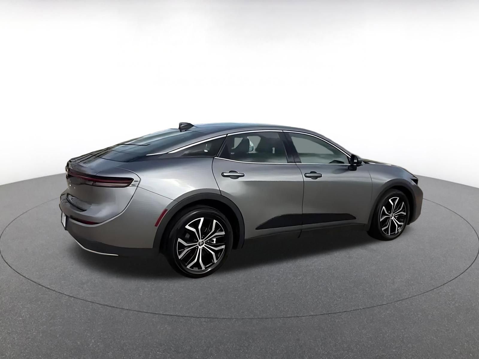 Used 2025 Toyota Crown XLE AWD/4WD image 51