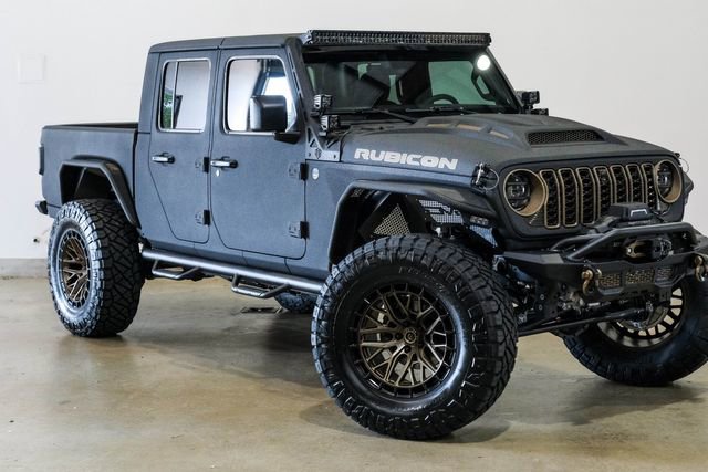 Used 2025 Jeep Gladiator Rubicon w/ Safety Group AWD/4WD image 38