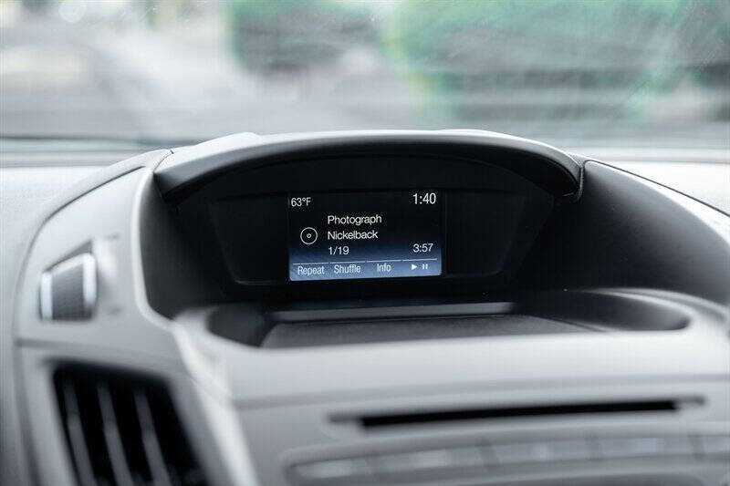 Used 2018 Ford Escape SE image 13