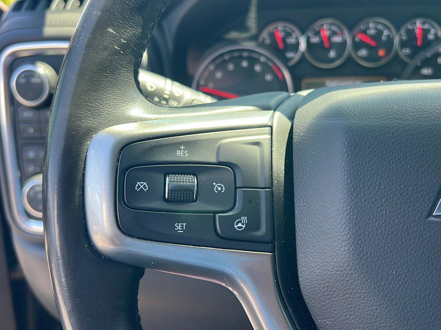 Used 2020 Chevrolet Silverado 1500 LT Trail Boss AWD/4WD image 21