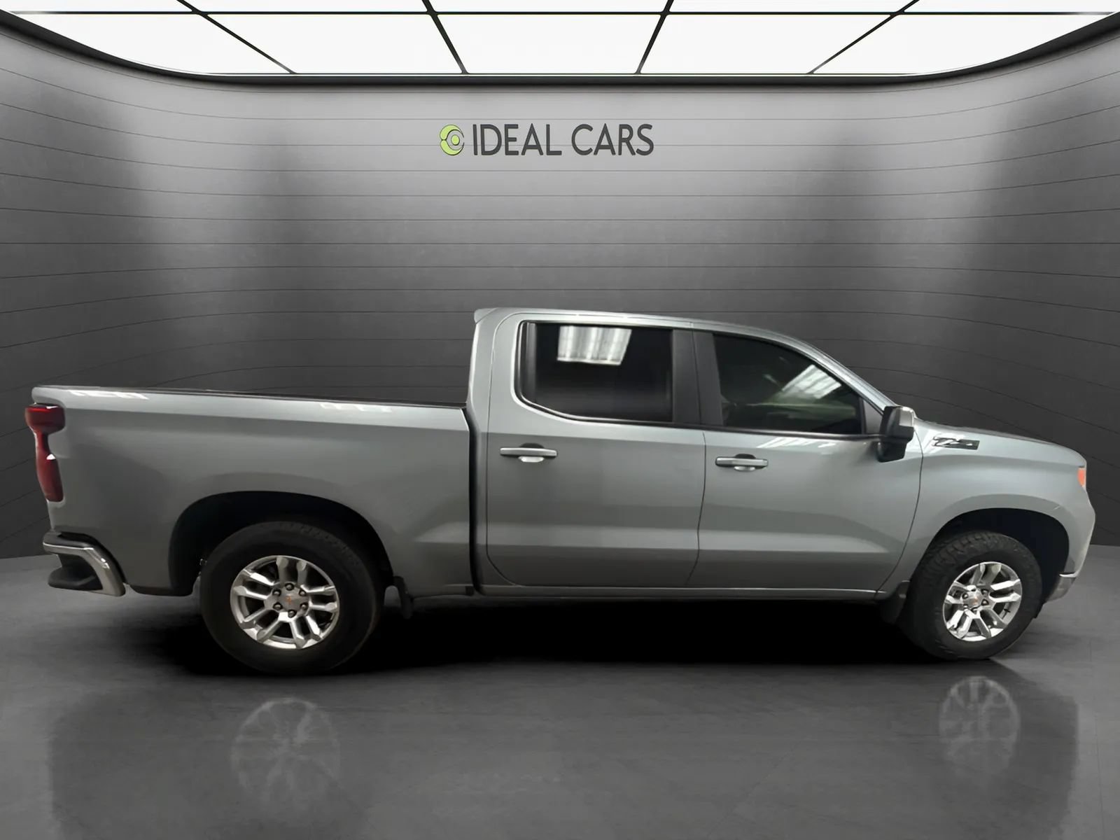 Used 2026 Chevrolet Silverado 1500 LT AWD/4WD image 4
