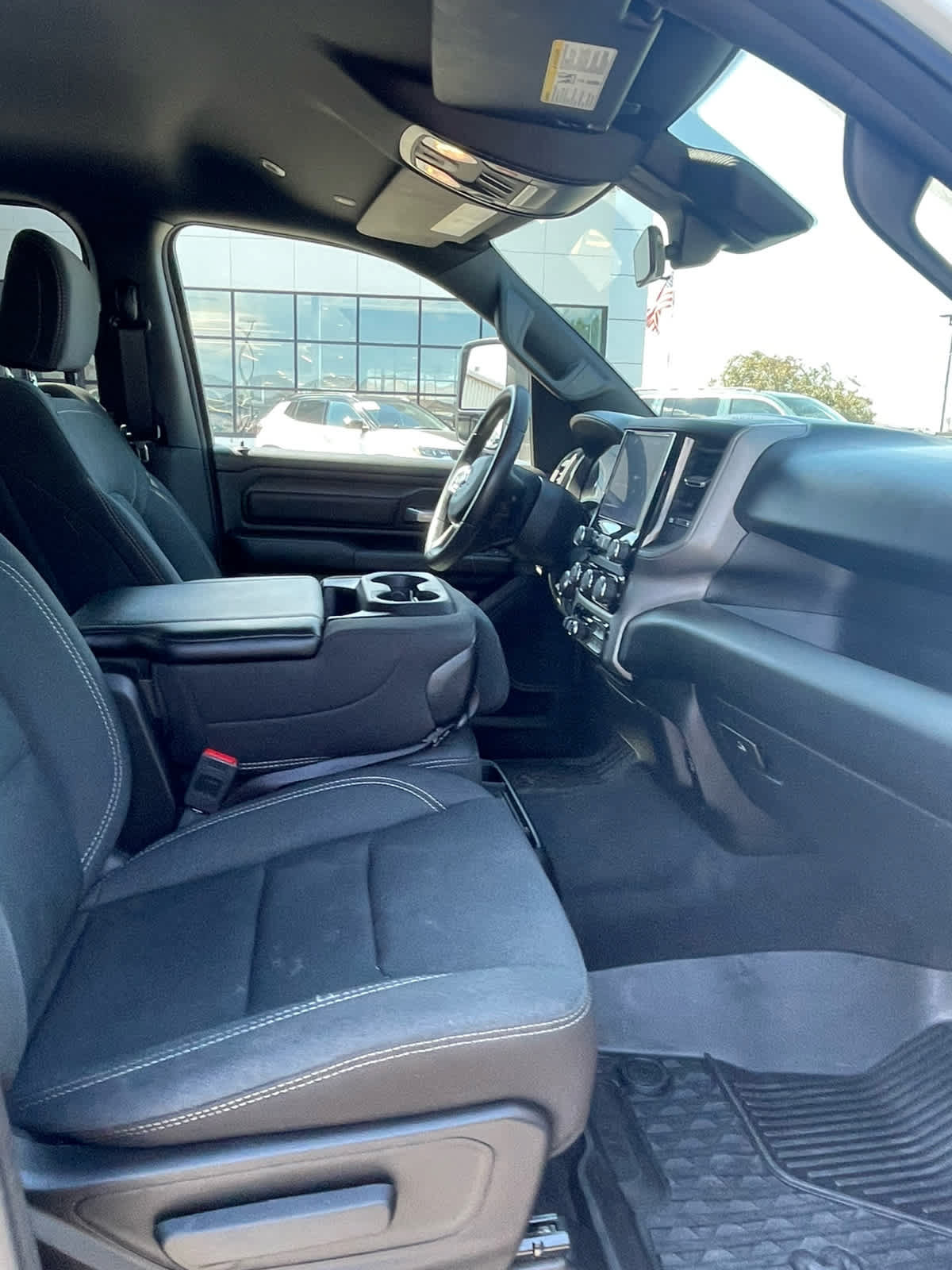 Used 2025 RAM 1500 Warlock AWD/4WD image 24