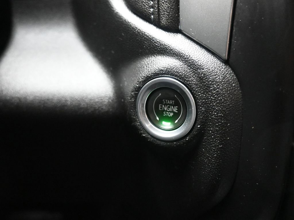 Used 2019 Chevrolet Silverado 1500 RST image 22