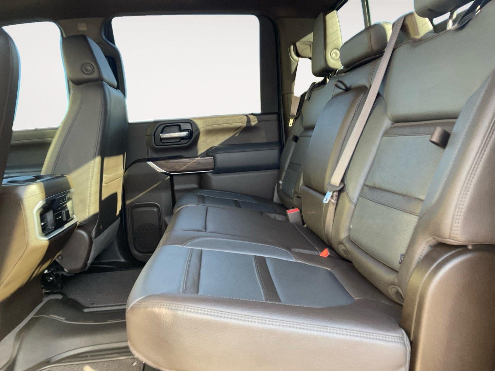 Certified 2021 GMC Sierra 3500 Denali w/ Denali Ultimate Package AWD/4WD image 13