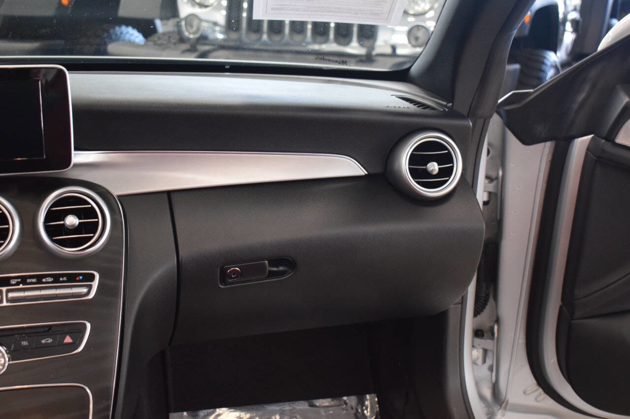 Used 2018 Mercedes-Benz C 300 Cabriolet image 36