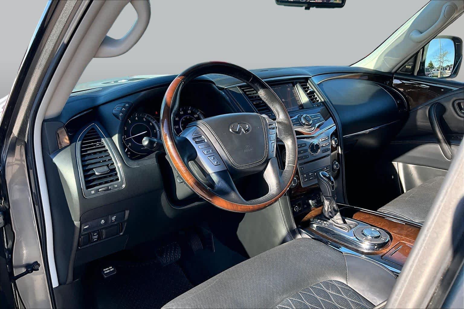 Used 2018 INFINITI QX80 2WD w/ Deluxe Technology Package image 18
