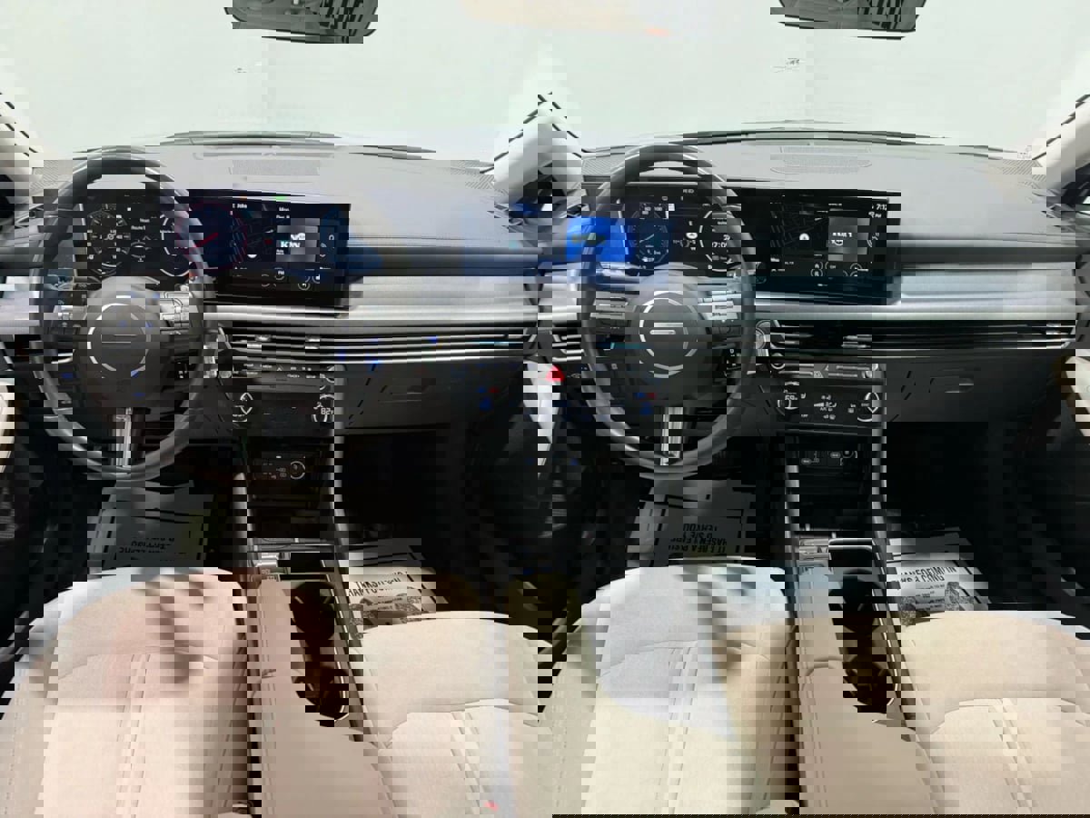 Used 2025 Hyundai Sonata SEL image 13