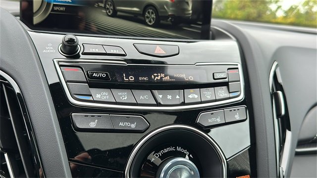 Used 2025 Acura RDX SH-AWD image 21