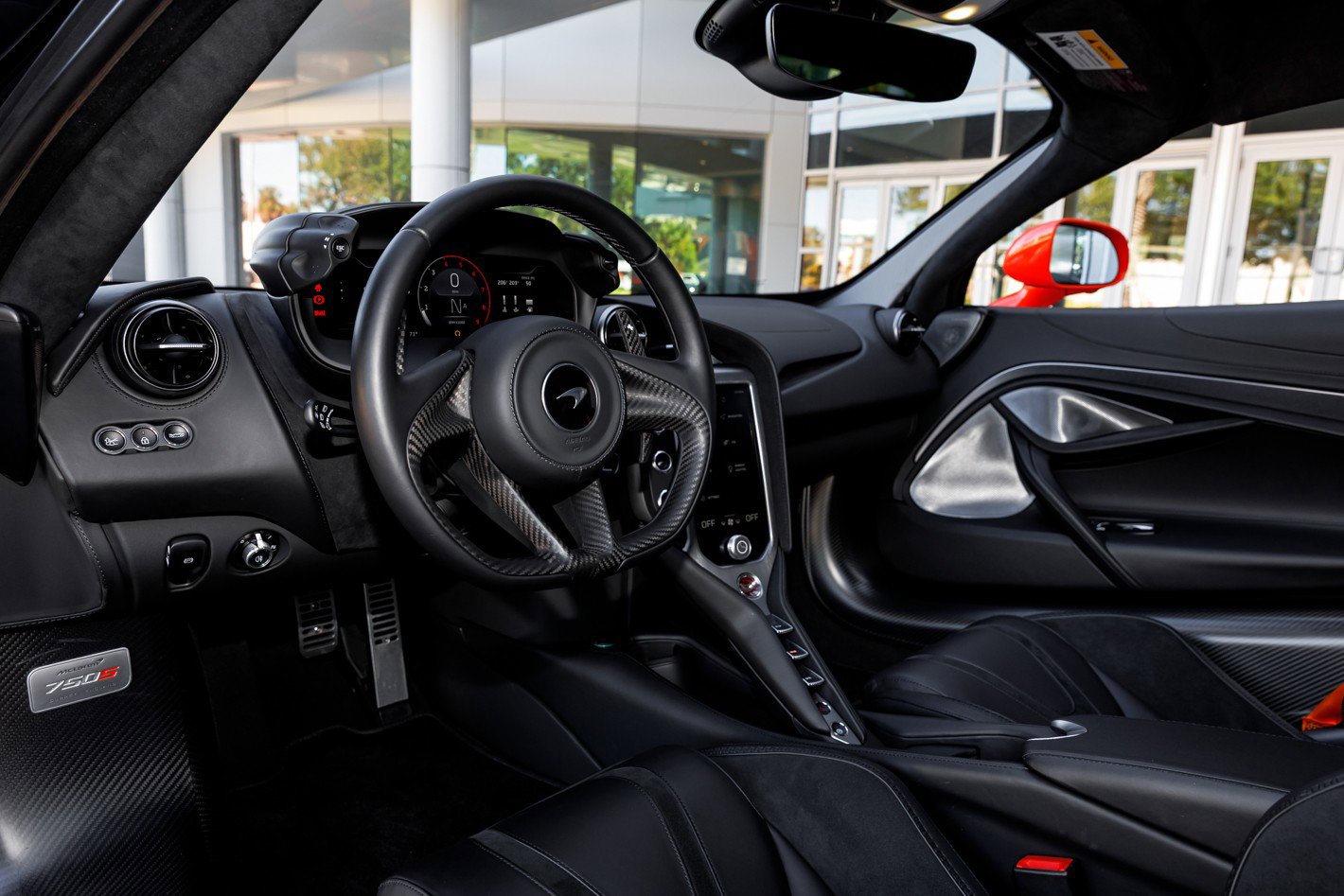 Used 2024 McLaren 750S RWD image 19