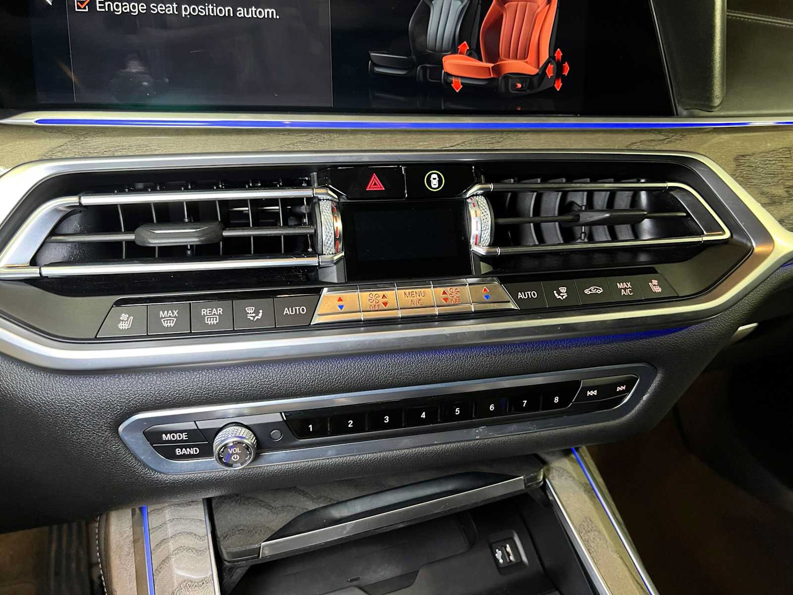 Used 2019 BMW X7 xDrive50i w/ Premium Package AWD/4WD image 43