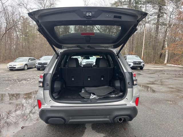 Used 2025 Subaru Forester Touring image 11