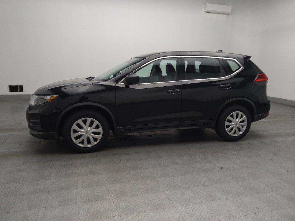 Used 2017 Nissan Rogue S FWD image 2