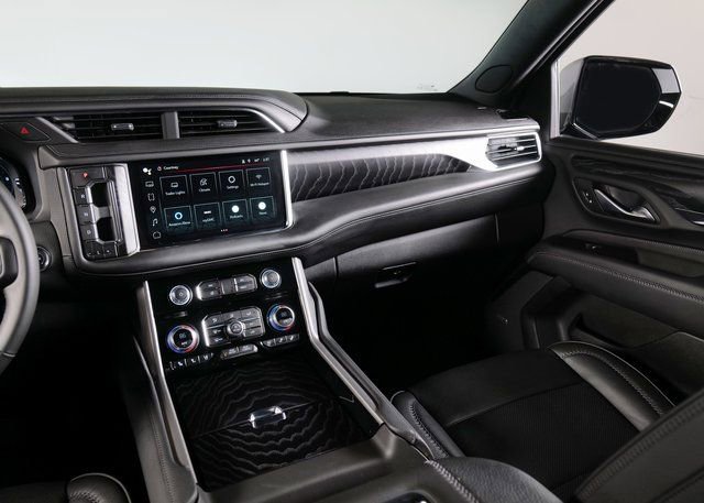 Used 2024 GMC Yukon Denali image 15
