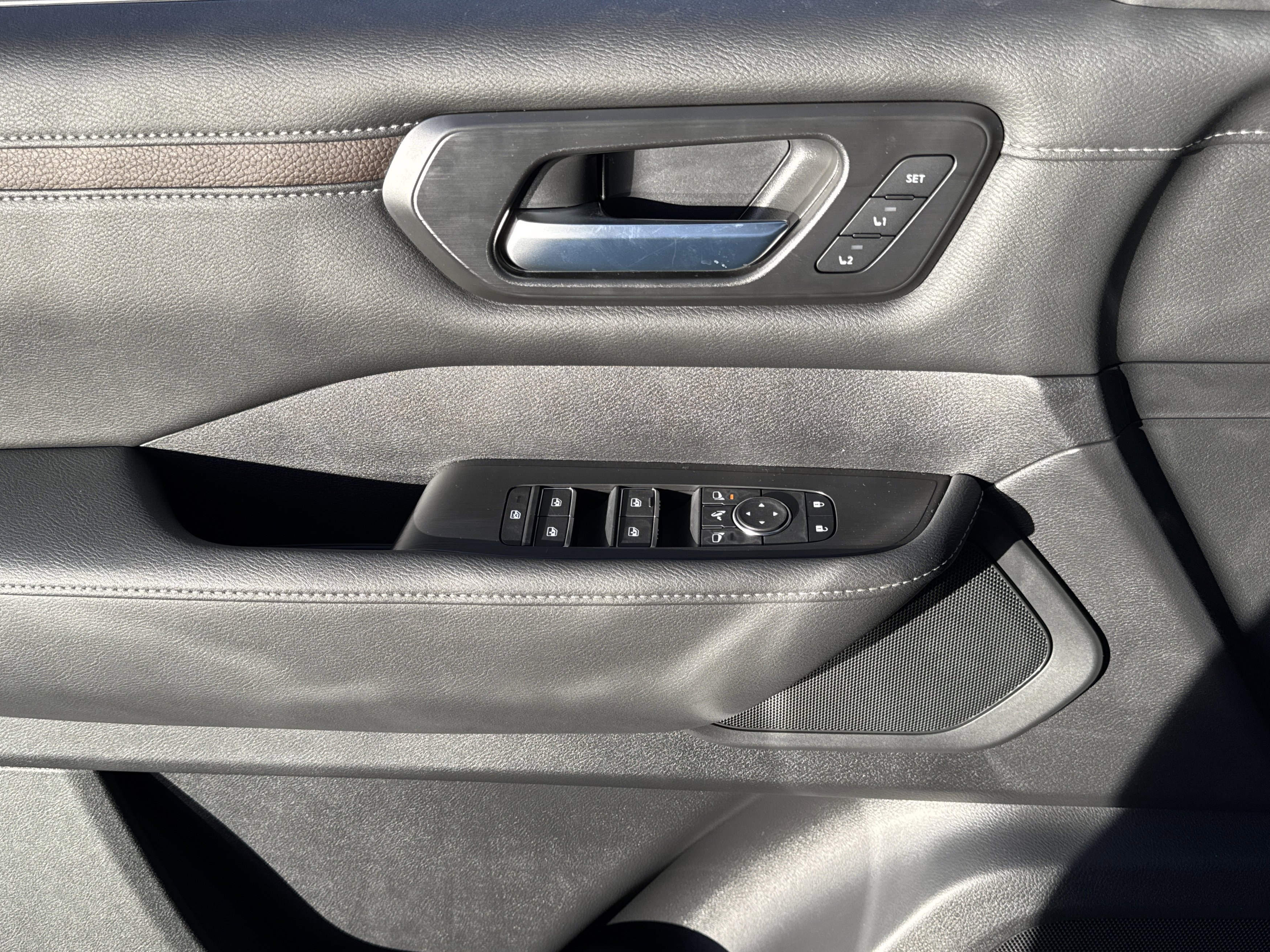 New 2026 Nissan Armada SL image 10