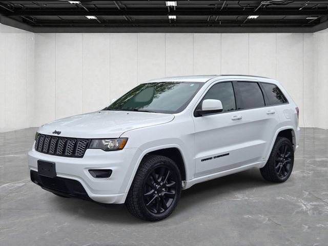 Used 2018 Jeep Grand Cherokee Altitude AWD/4WD image 1