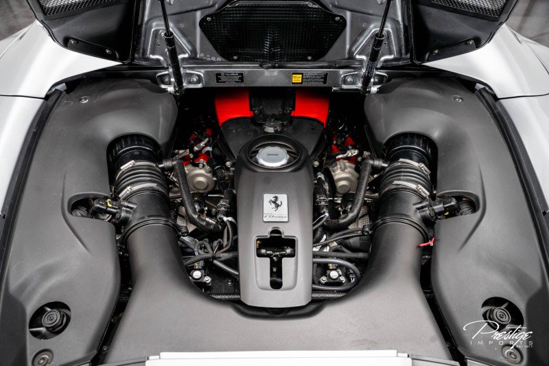 Used 2022 Ferrari F8 Tributo image 19