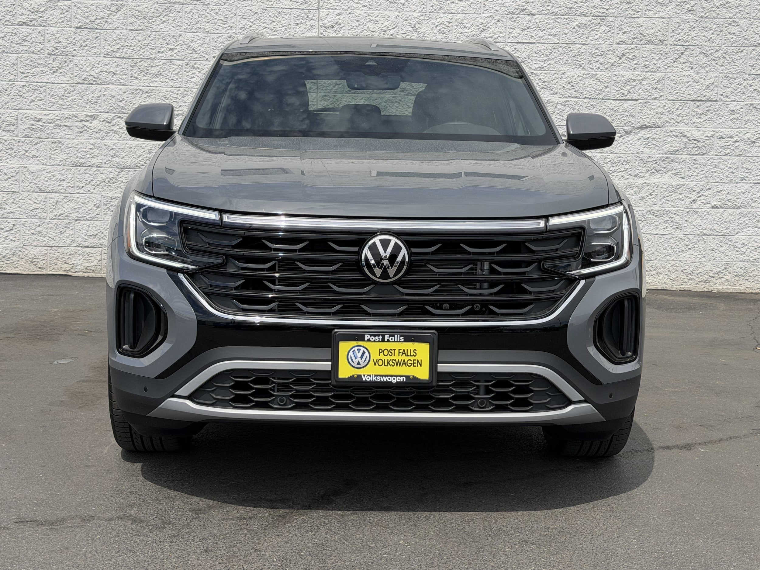 New 2026 Volkswagen Atlas Cross Sport SE AWD/4WD image 2